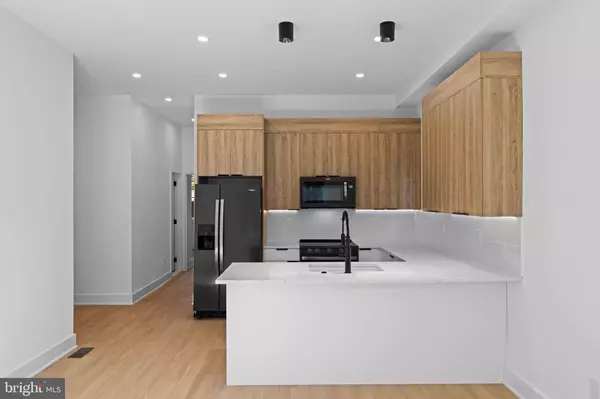 Philadelphia, PA 19104,4225 POWELTON AVE #A