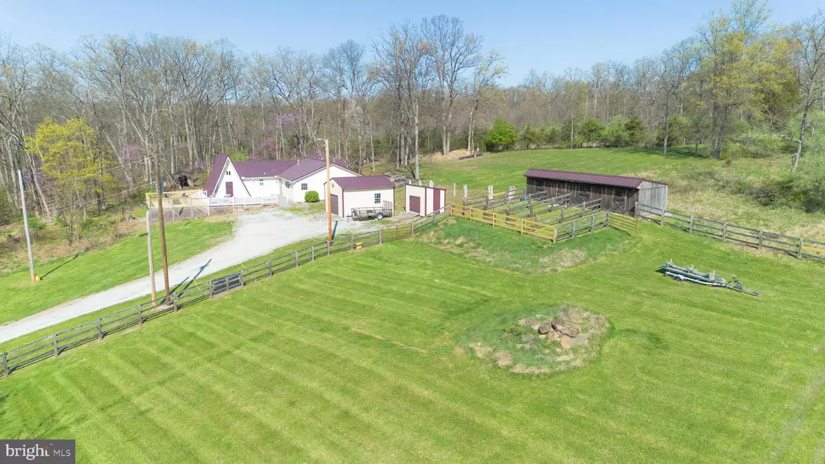Gettysburg, PA 17325,529 MCGLAUGHLIN RD