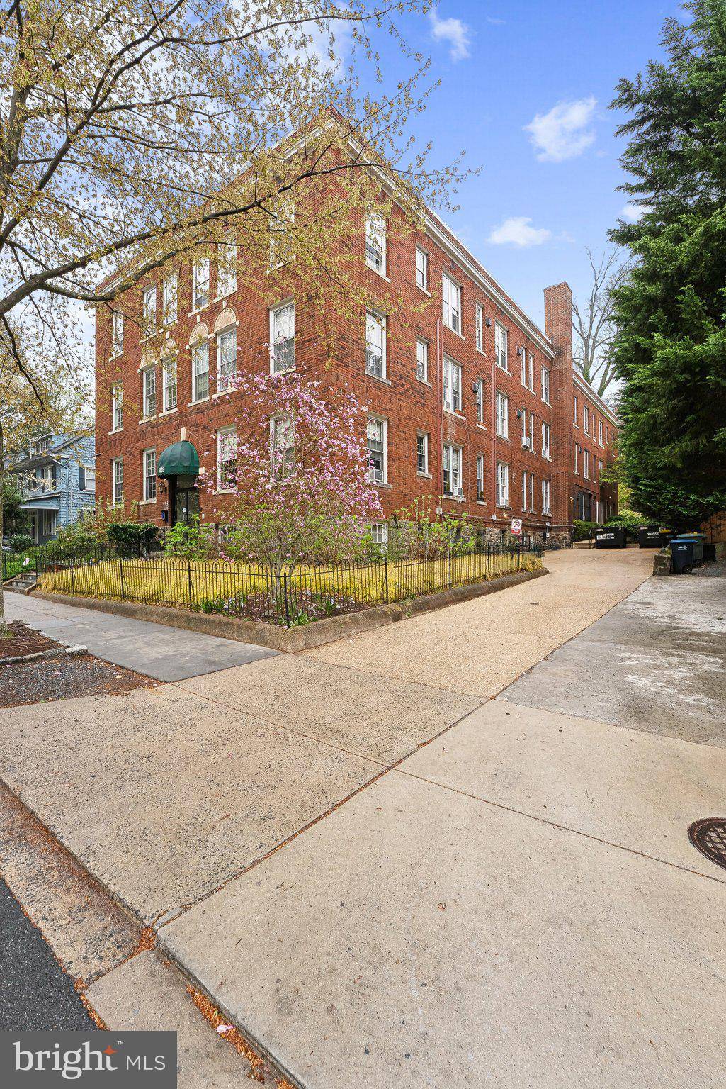 Washington, DC 20008,3039 MACOMB ST NW #3A