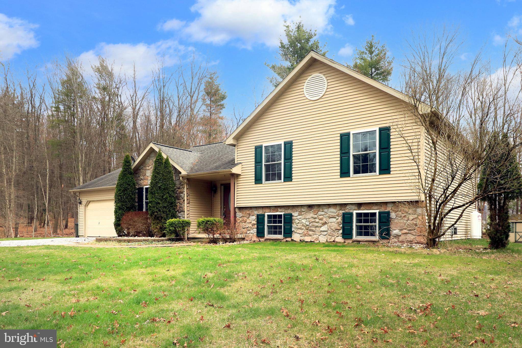 Warriors Mark, PA 16877,1761 ON POINT LN