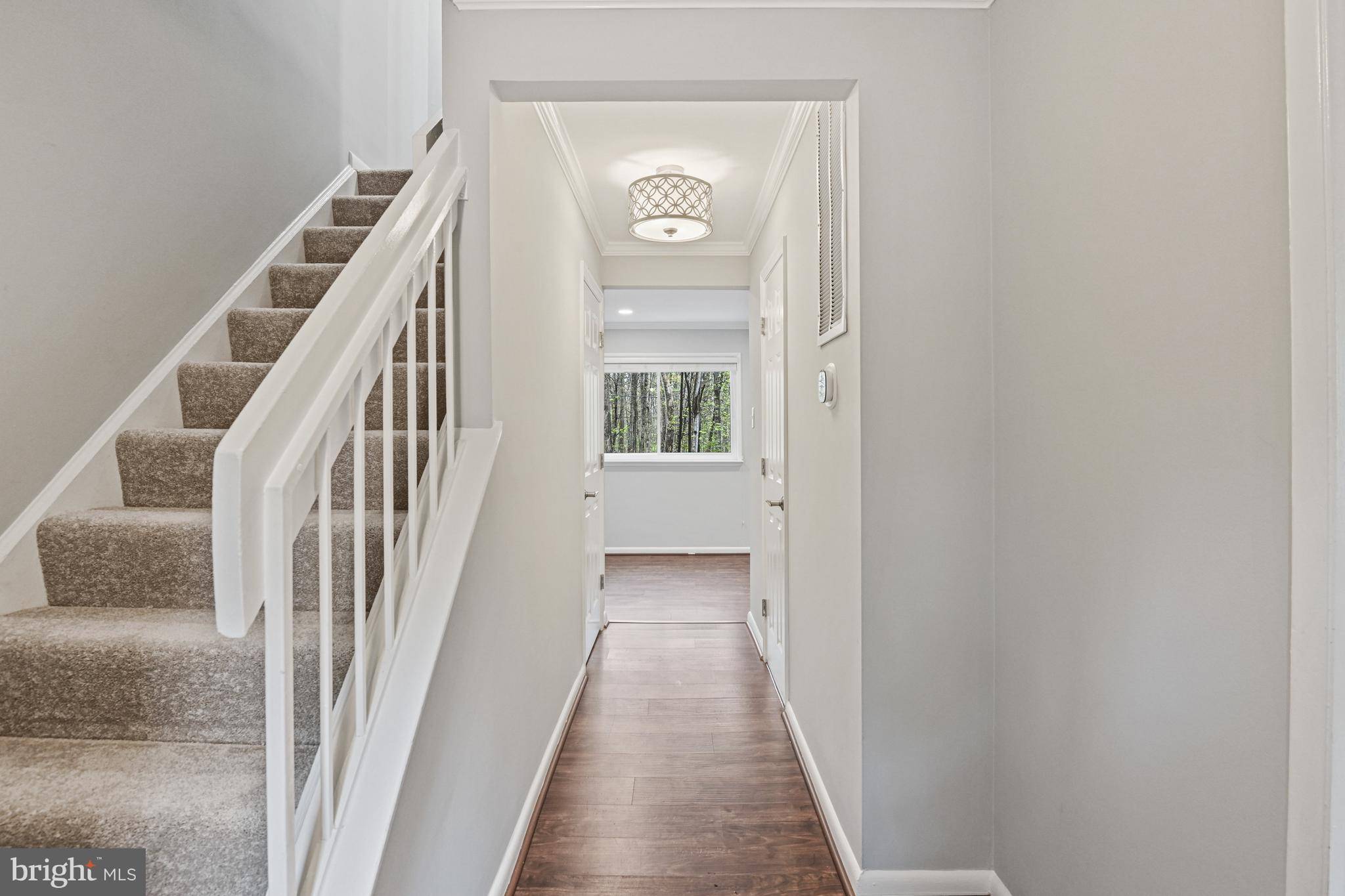 Reston, VA 20191,2402 CLOUDCROFT SQ