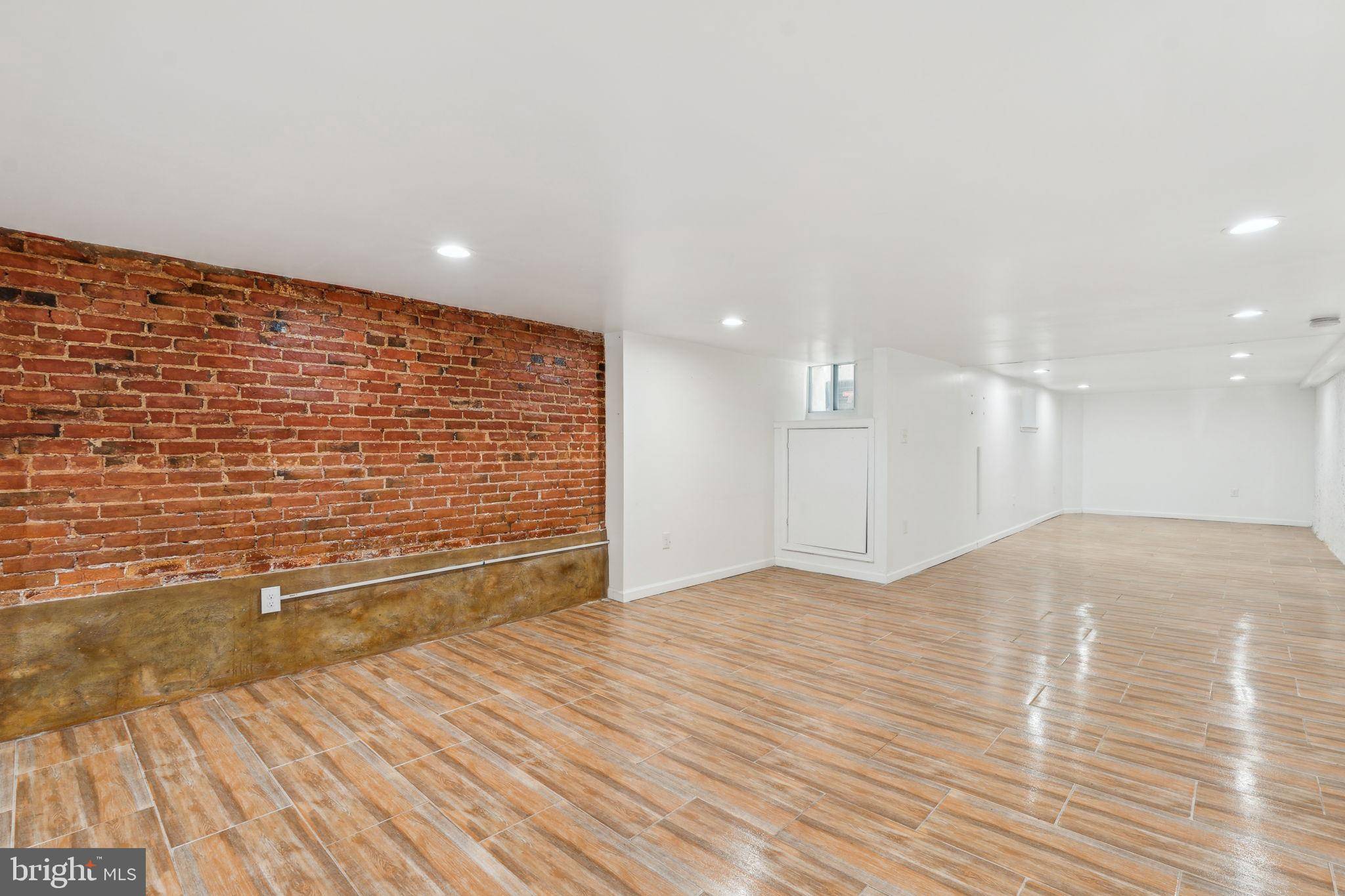 Philadelphia, PA 19139,5442 MARKET ST