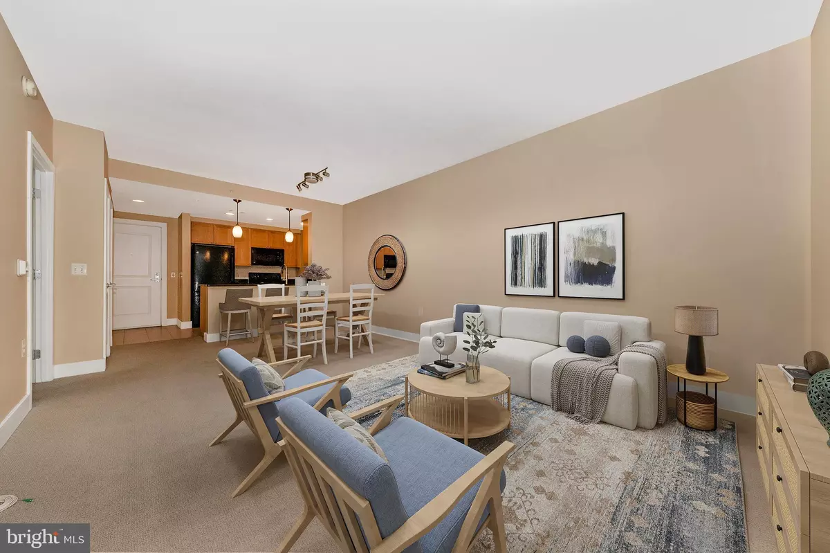 Arlington, VA 22201,2001 15TH ST N #902