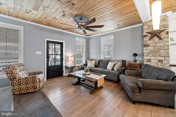 Jim Thorpe, PA 18229,630 LEHIGH ST