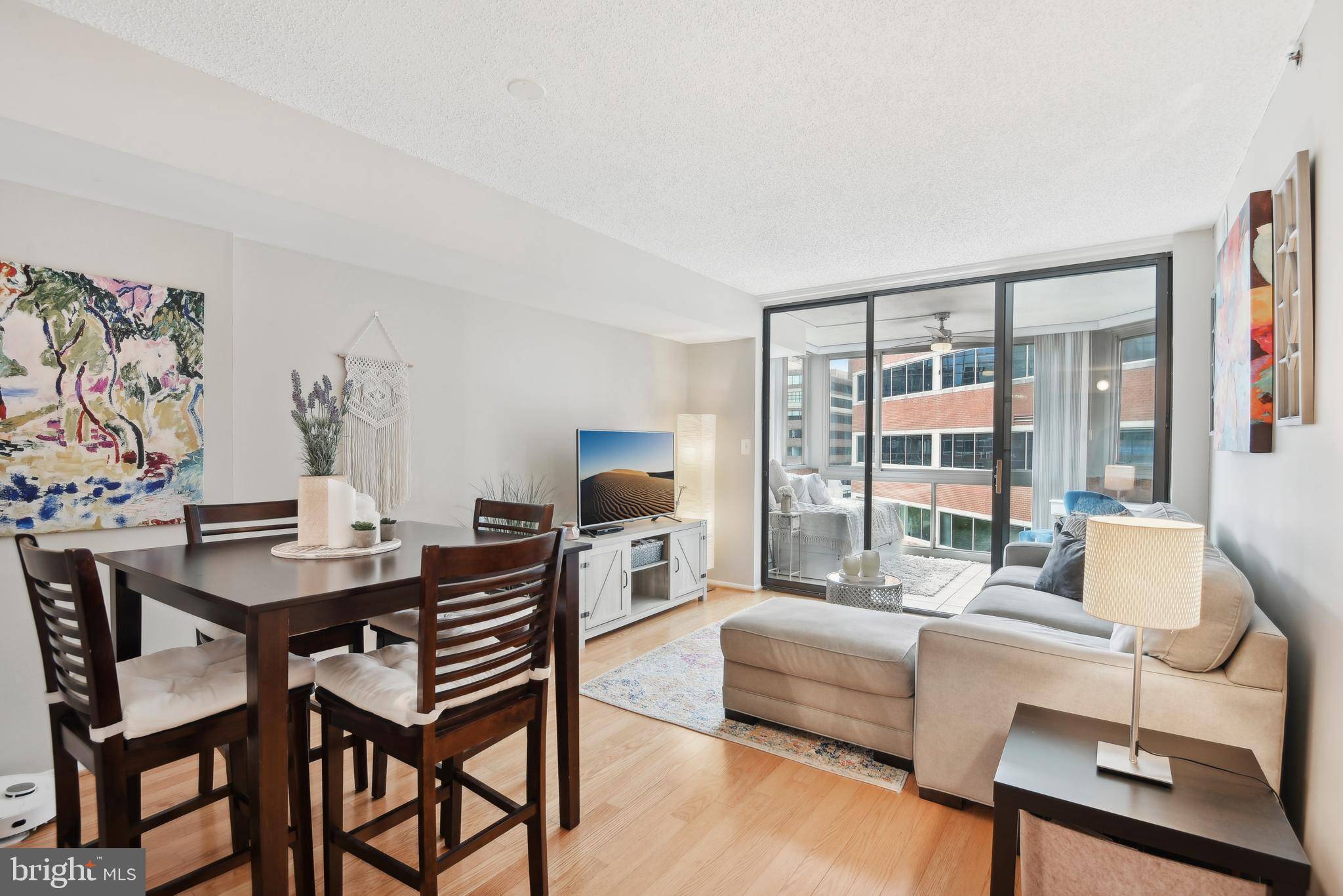 Arlington, VA 22201,1001 N VERMONT ST #608