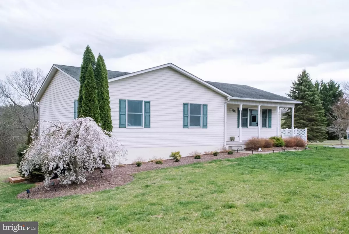 Gore, VA 22637,185 ISAAC DR