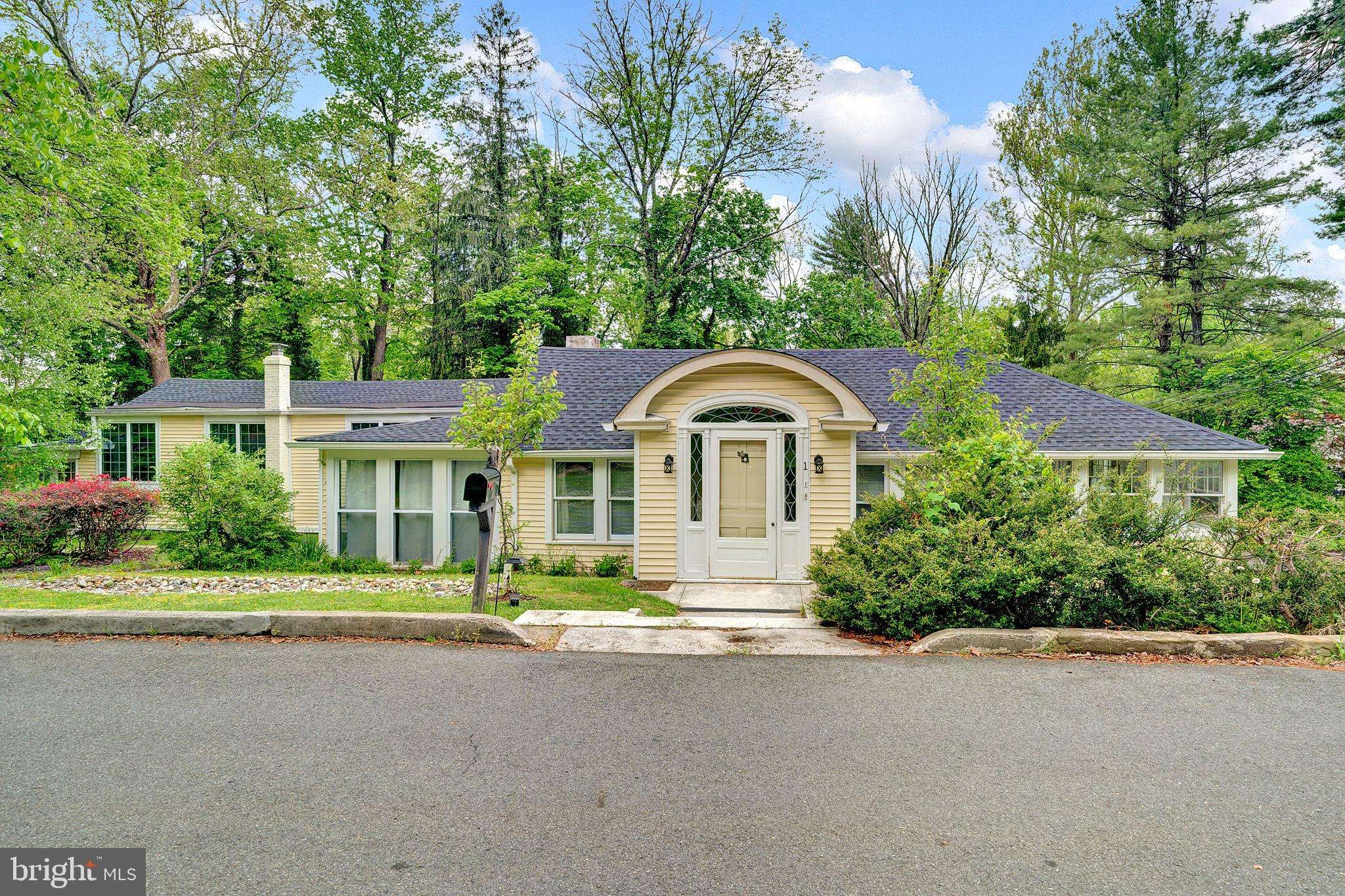 24 MONTAGUE AVE, Ewing, NJ 08628