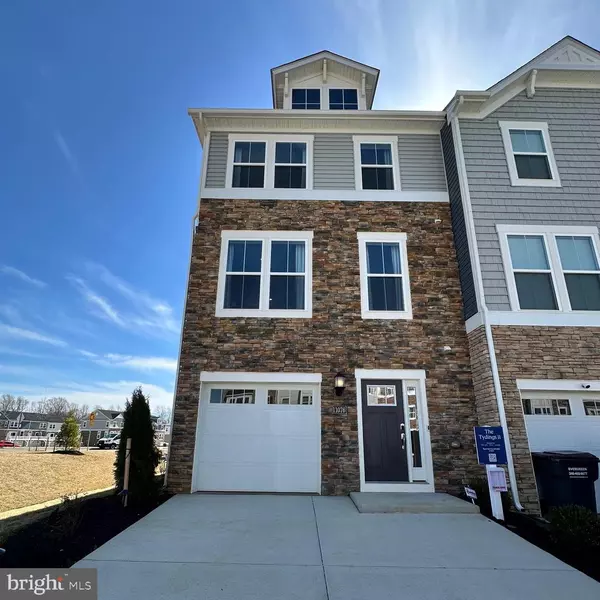 10796 COSMIC PL, White Plains, MD 20695