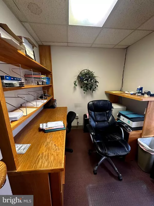 Skillman, NJ 08558,154 TAMARACK CIR