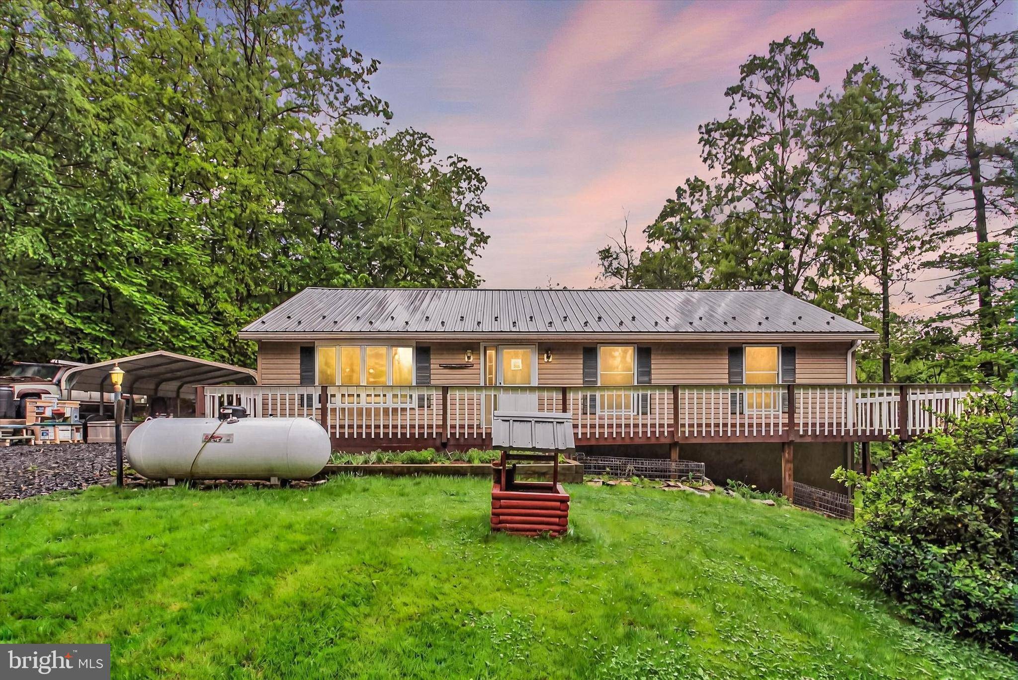 110 PEBBLE LN, Biglerville, PA 17307