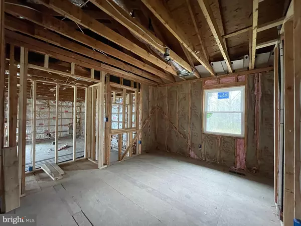 Burr Hill, VA 22433,28542 RACCOON FORD