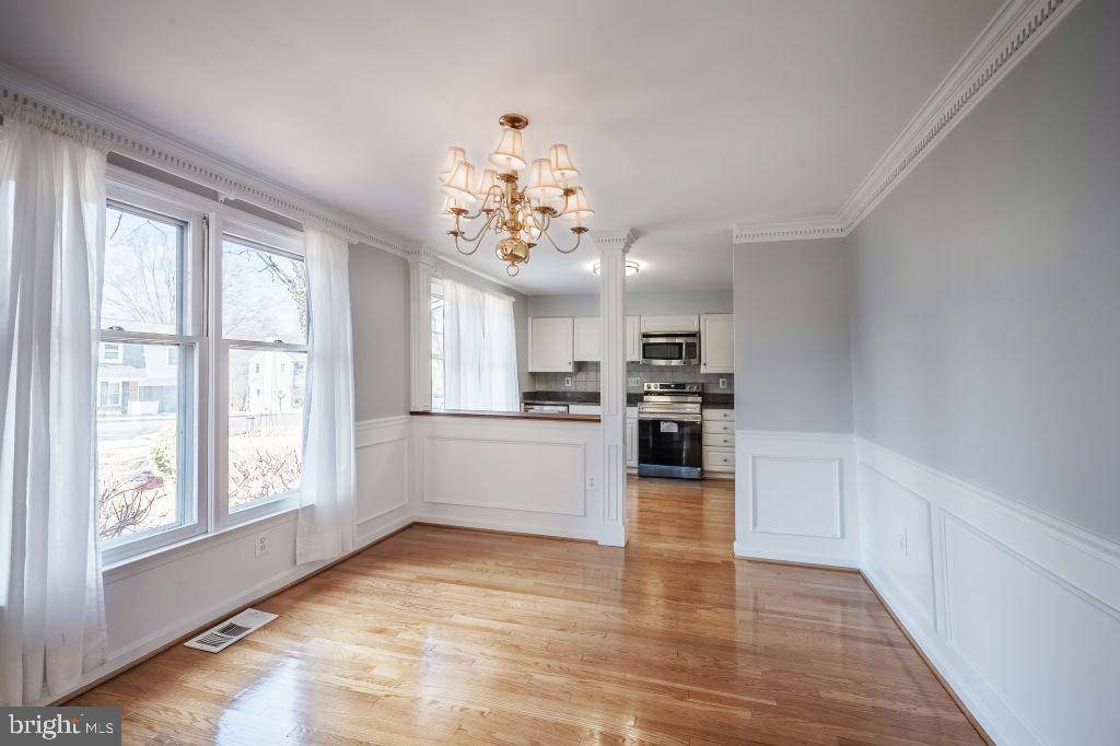 Alexandria, VA 22310,6107 HOLLY TREE DR