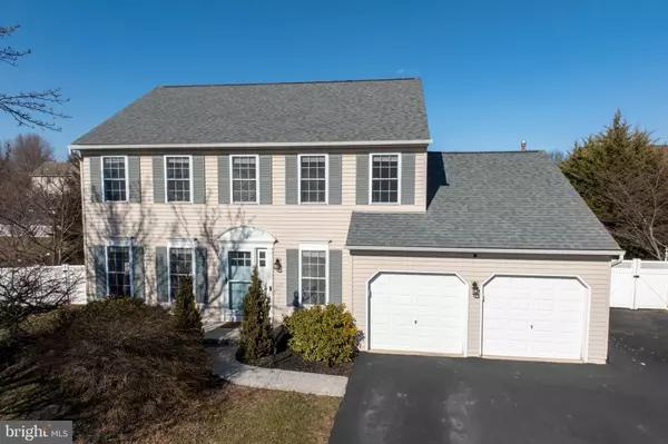 22 HORSESHOE DR, Morgantown, PA 19543
