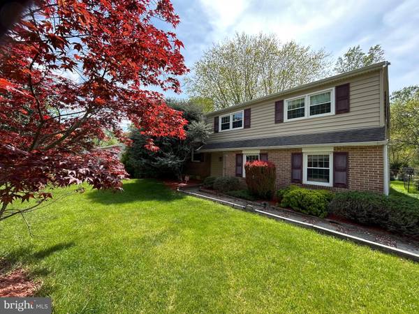 Wallingford, PA 19086,703 BLUE HILL RD