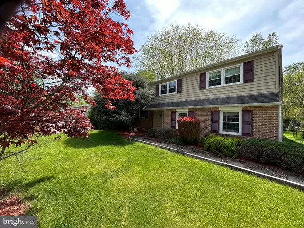 Wallingford, PA 19086,703 BLUE HILL RD