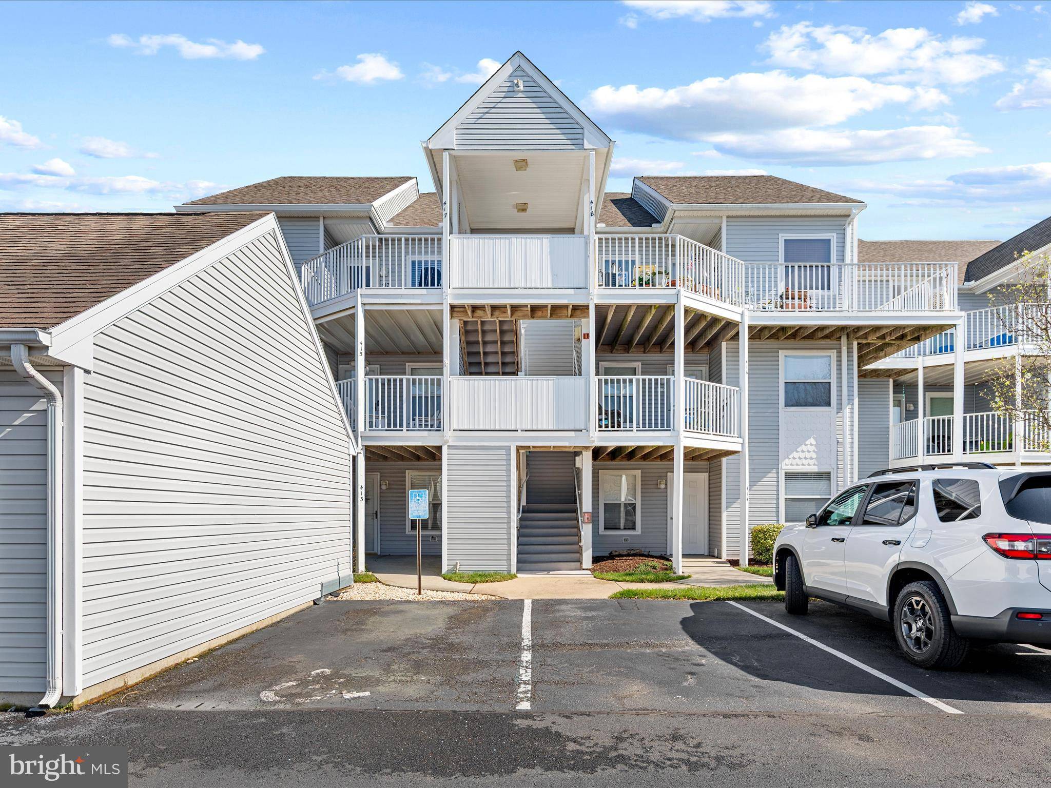 Ocean View, DE 19970,30380 CROWLEY DR #417