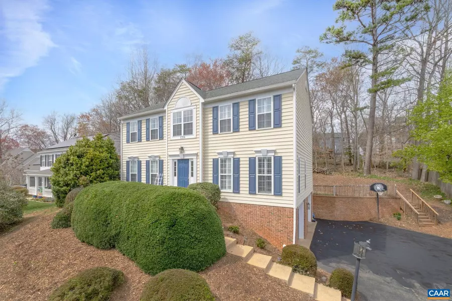 1216 RAINTREE DR, Charlottesville, VA 22901