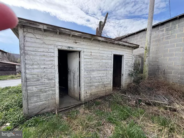 Front Royal, VA 22630,5310 STONEWALL JACKSON HWY