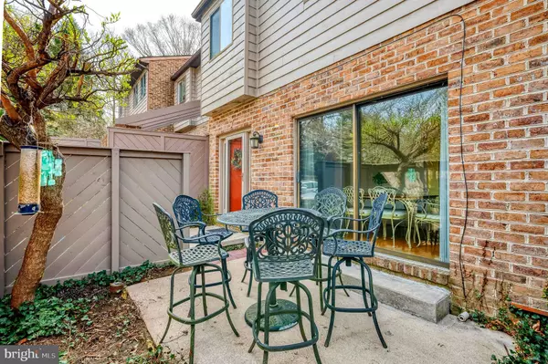 Towson, MD 21204,7 HAMPSHIRE WOODS CT