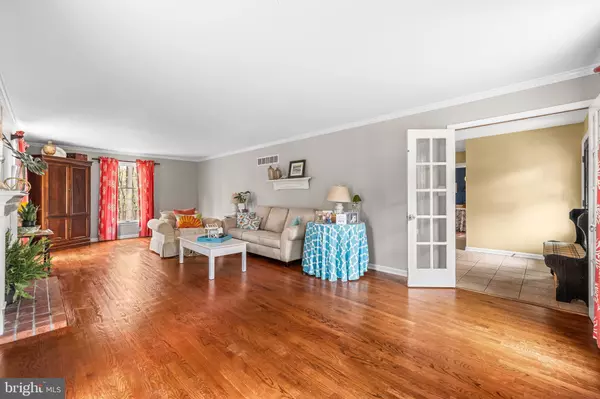 Glen Arm, MD 21057,8 HOLLY BERRY CT