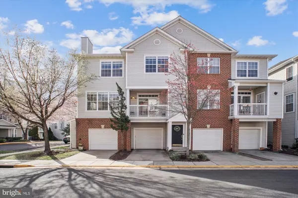 Herndon, VA 20171,13165 MARCEY CREEK RD #13165