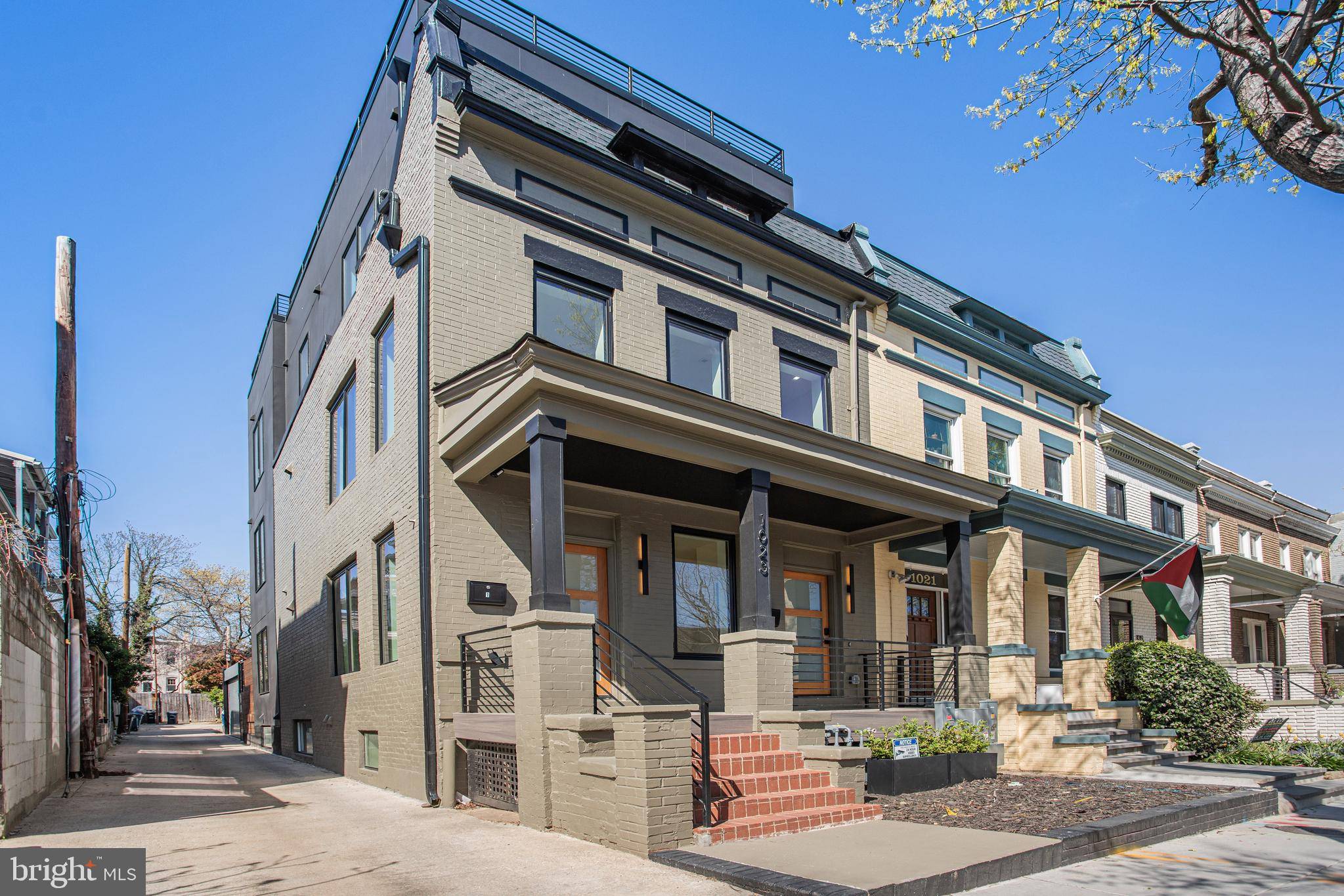 1023 IRVING ST NW, Washington, DC 20010