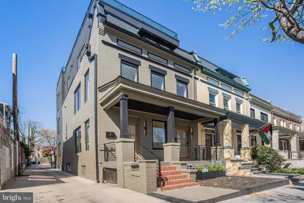 1023 IRVING ST NW, Washington, DC 20010