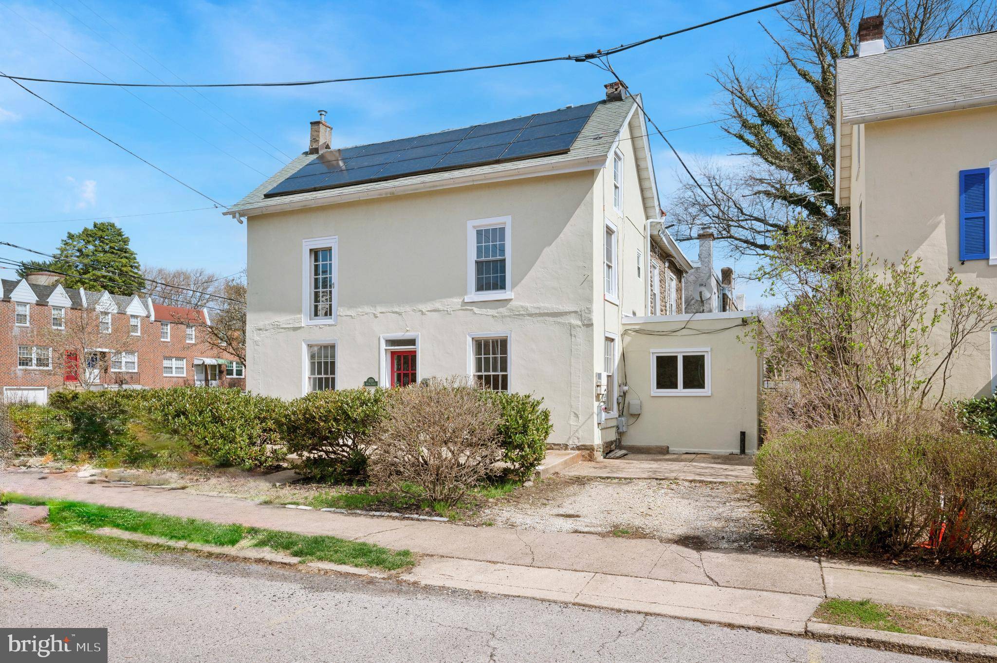 Philadelphia, PA 19118,8139 DEVON ST