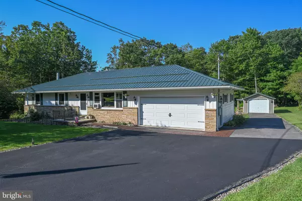 321 DEER PARK HOTEL RD, Oakland, MD 21550