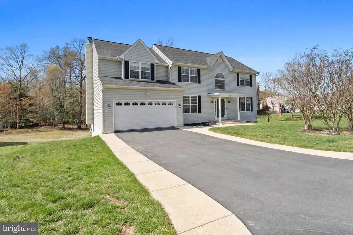 Waldorf, MD 20603,8797 COTTONGRASS ST
