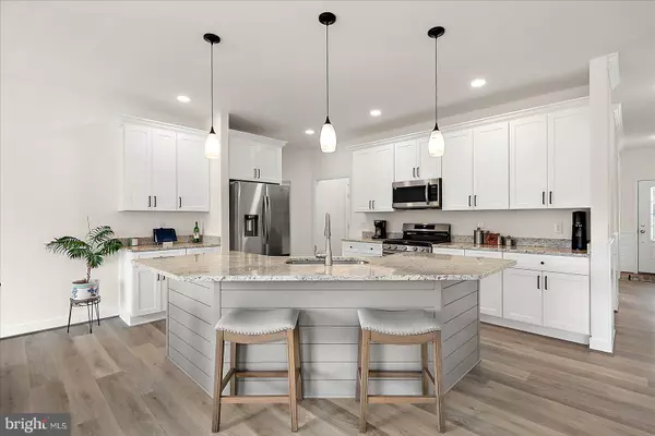 Ocean View, DE 19970,4 INDIAN HILL LN