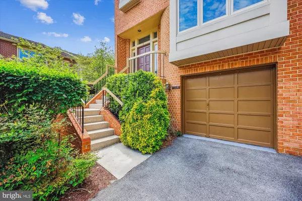 Rockville, MD 20852,7 VALERIAN CT