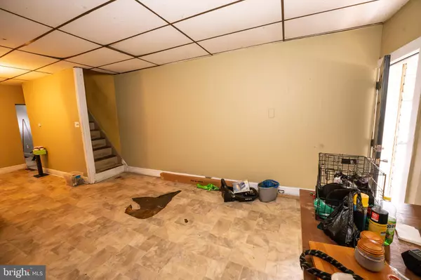 Philadelphia, PA 19140,1025 W RUSSELL ST