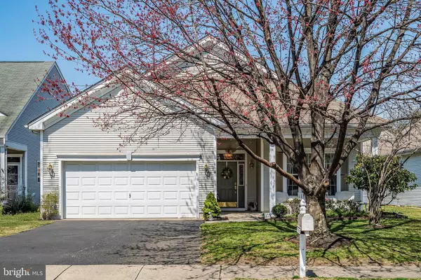 10 GOLDENEDGE WAY, Lakewood, NJ 08701