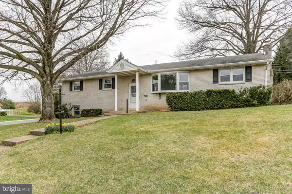 426 EDGEWOOD DR, Lebanon, PA 17042