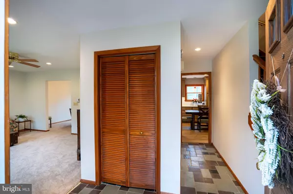 State College, PA 16803,102 RIDGEWOOD CIR