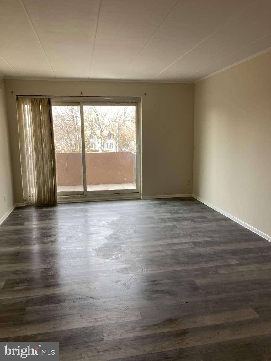 Ridley Park, PA 19078,33 W CHESTER PARK #D2