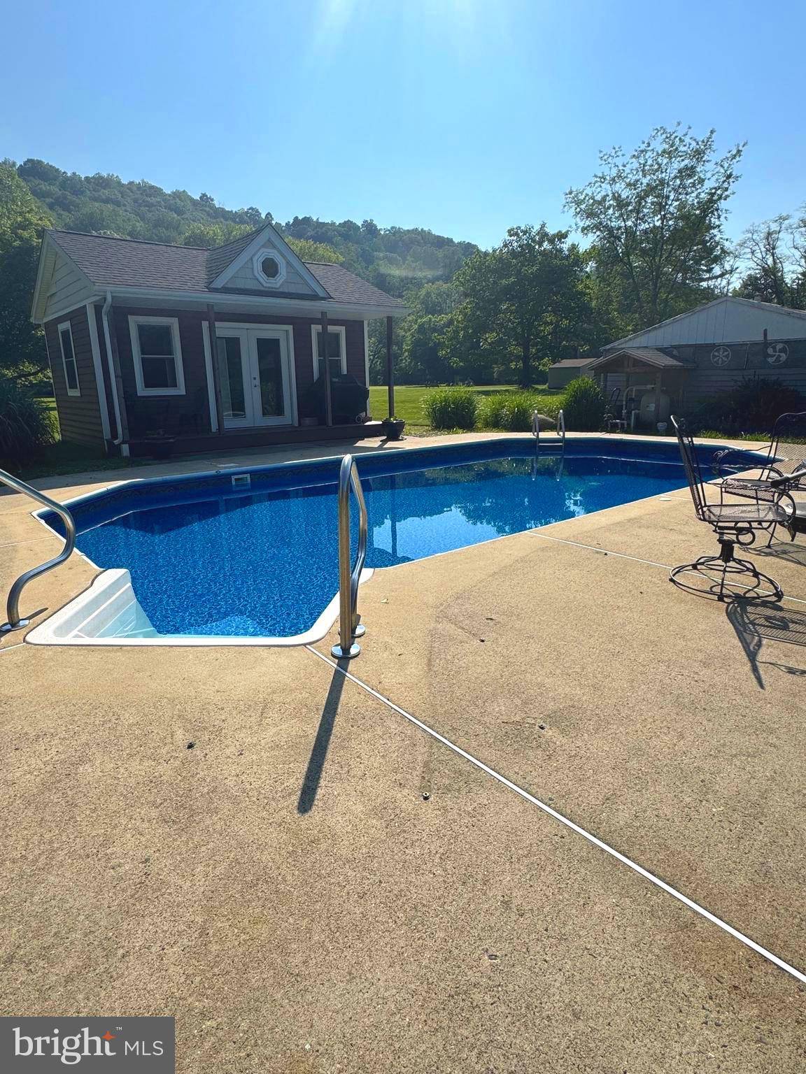 Upper Black Eddy, PA 18972,1396 RIVER RD