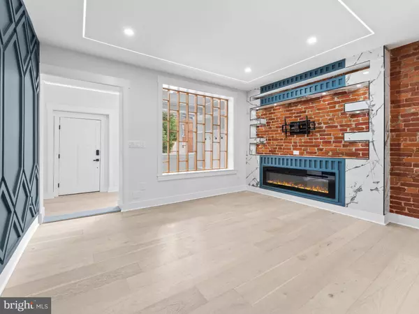 Philadelphia, PA 19143,612 S 51ST ST