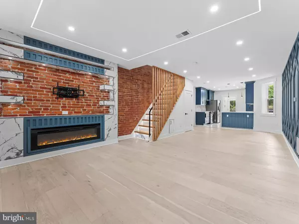 Philadelphia, PA 19143,612 S 51ST ST