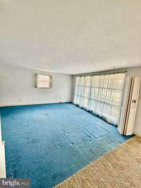 Abington, PA 19001,1034 HIGHLAND AVE