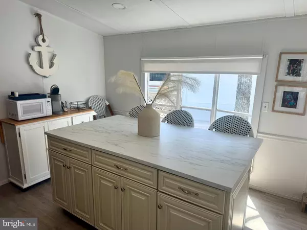 Marmora, NJ 08223,516 ROUTE 9 #N-5