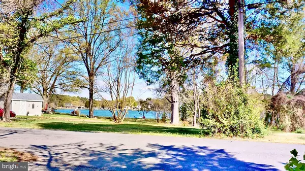 Cobb Island, MD 20625,11951 NEALE SOUND DR