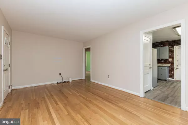 Hyattsville, MD 20784,3903 73RD AVE