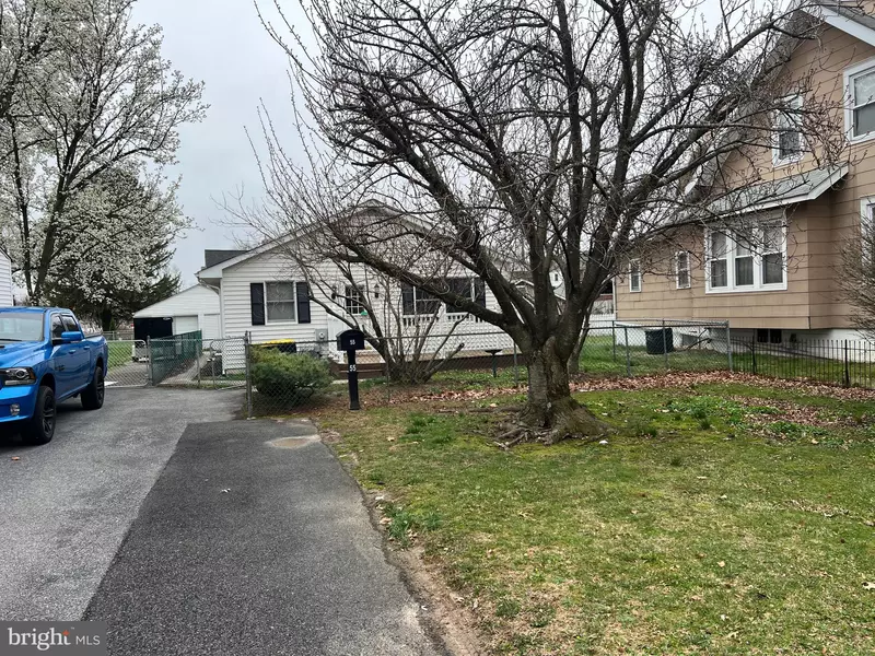 55 LAWSON AVE, Claymont, DE 19703
