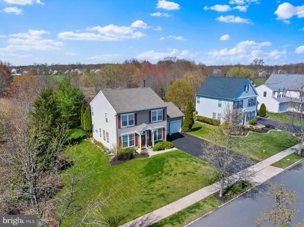 East Windsor, NJ 08520,14 STRATHMORE WAY