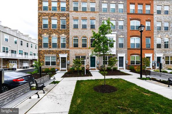 9606 WESHIRE DR, Upper Marlboro, MD 20774