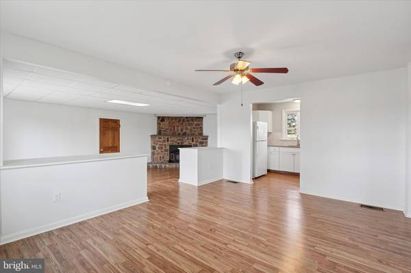 Morgantown, PA 19543,2763 MAIN ST