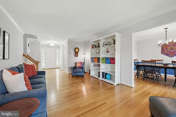 Vienna, VA 22182,8513 QUAINT LN