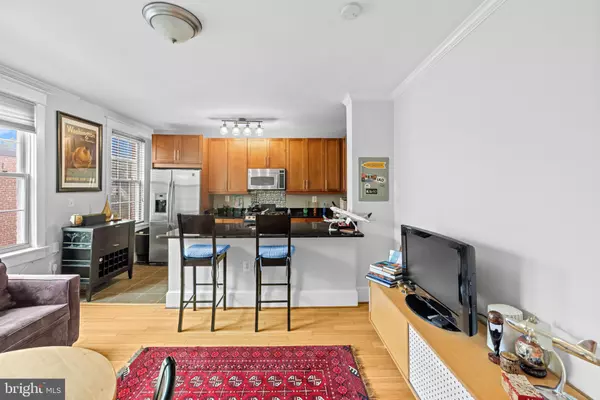 Washington, DC 20016,3024 WISCONSIN AVE NW #208